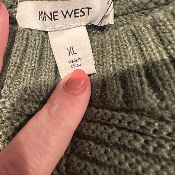 NWT Nine West Green Crew Neck Sweater with Ribbed Texture - Picture 2 of 5